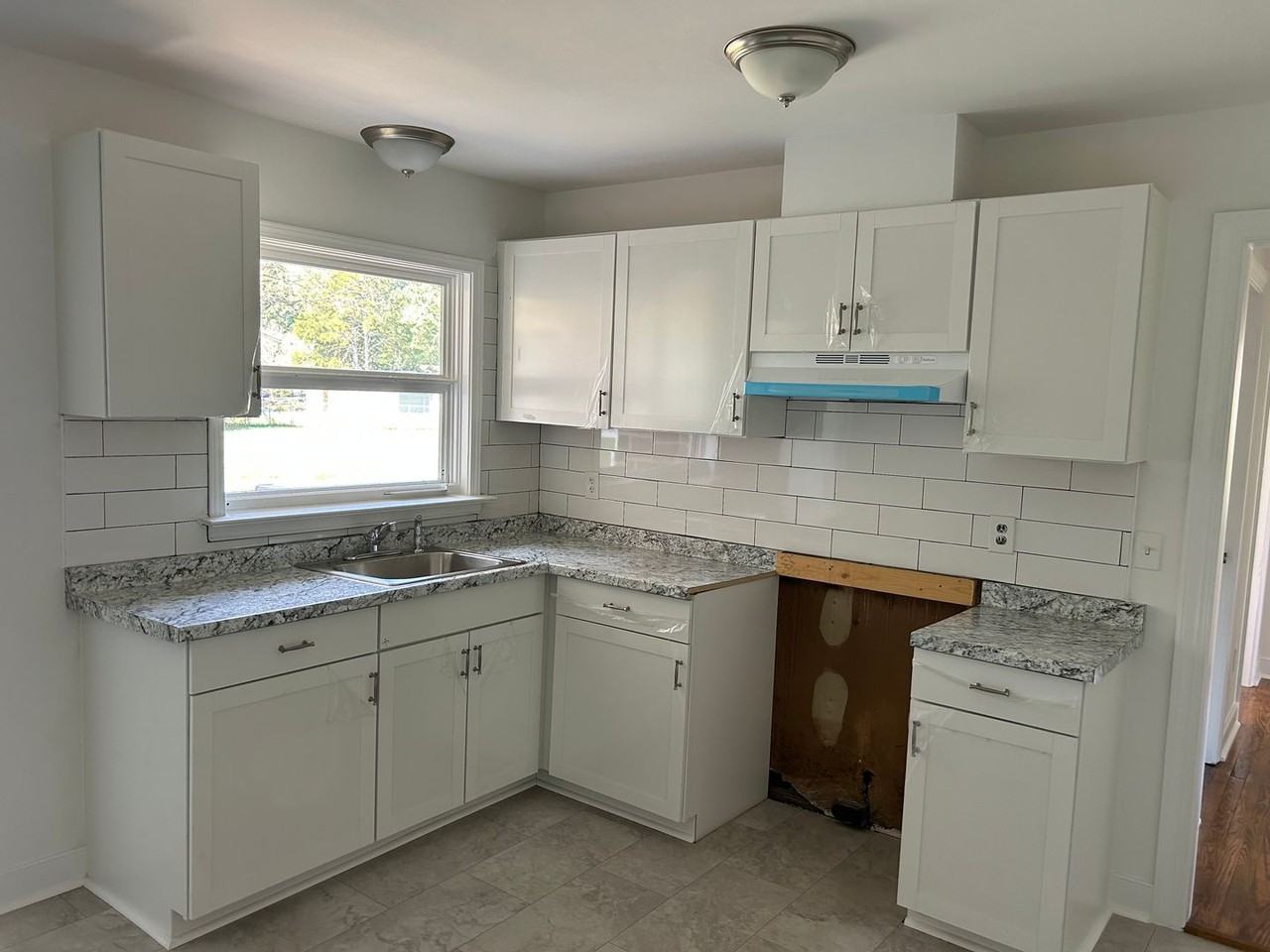 2308 Mckesson Dr - Photo 4 of 9