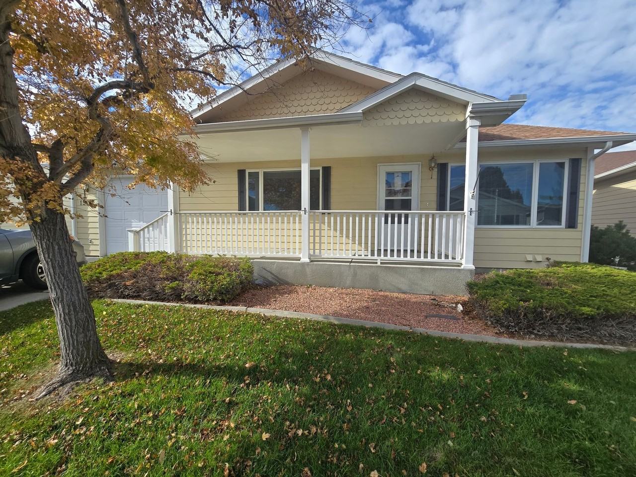1532 Golden Blvd - Photo 2 of 35