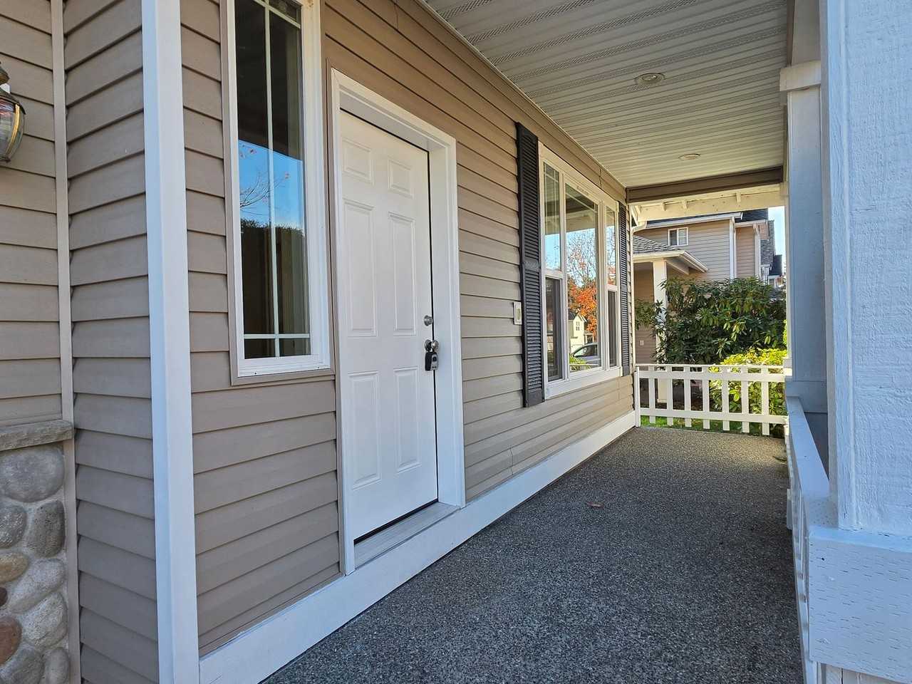 1228 175th Pl Sw - Photo 2 of 28