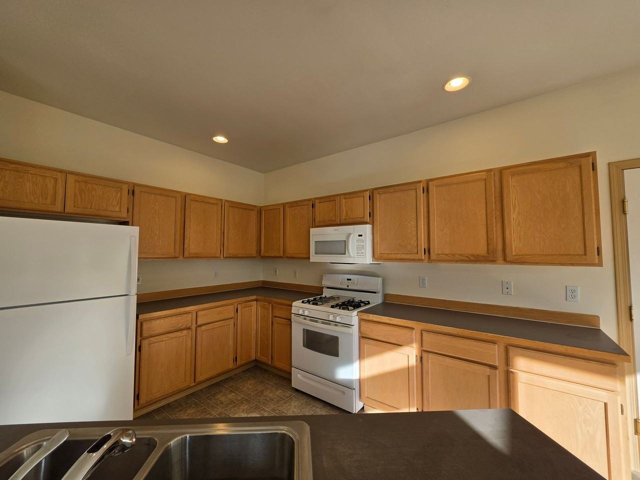 1228 175th Pl Sw - Photo 7 of 28