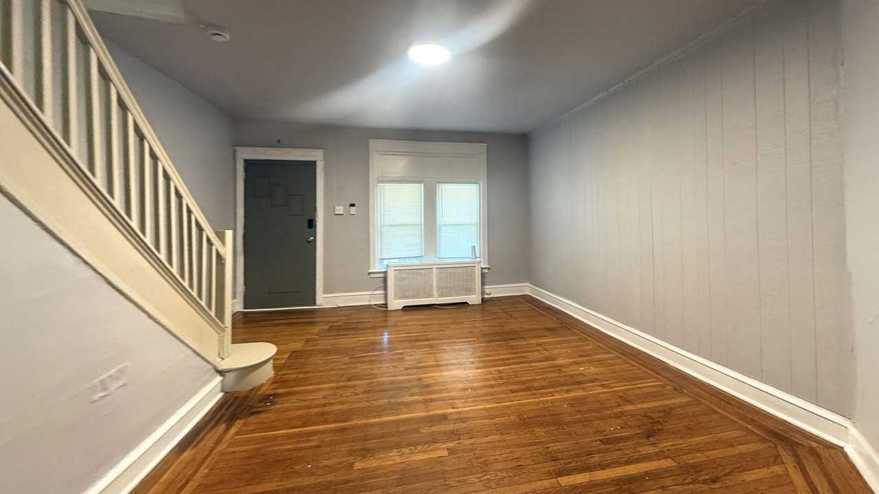 6550 N Lambert St - Photo 4 of 19