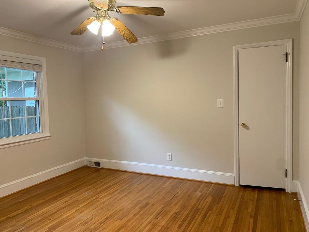 900 Habersham Dr - Photo 3 of 6