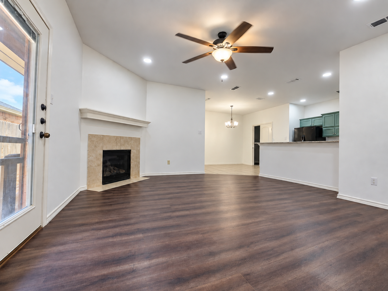 3208 113th St - Photo 4 of 17