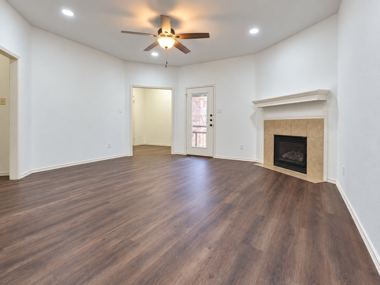 3208 113th St - Photo 5 of 17