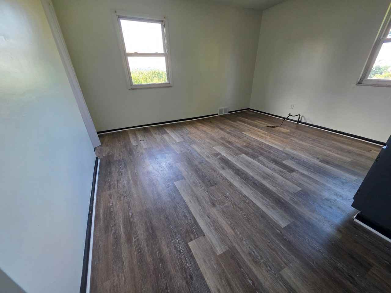 114 Wilbert St - Photo 2 of 10