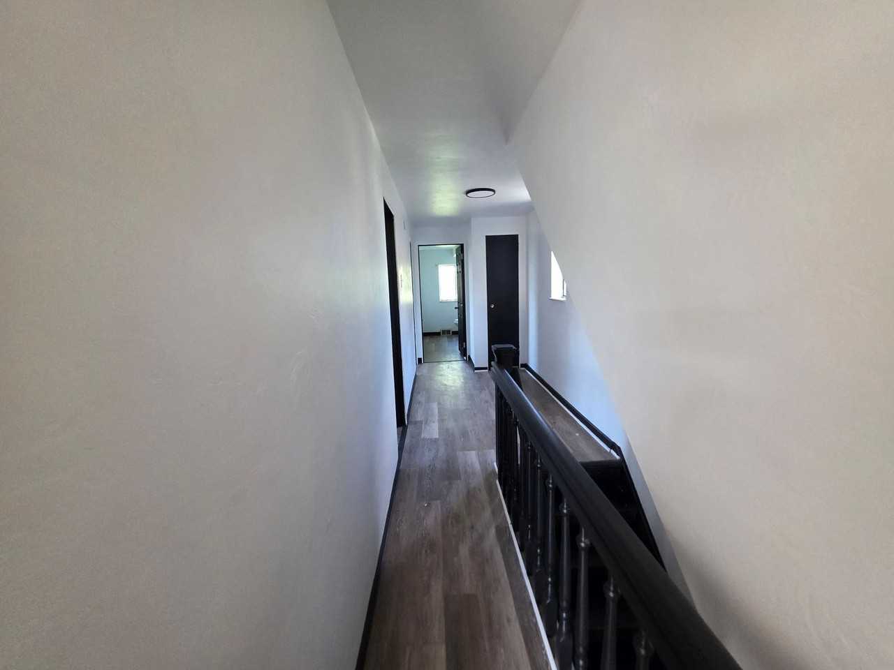 114 Wilbert St - Photo 3 of 10