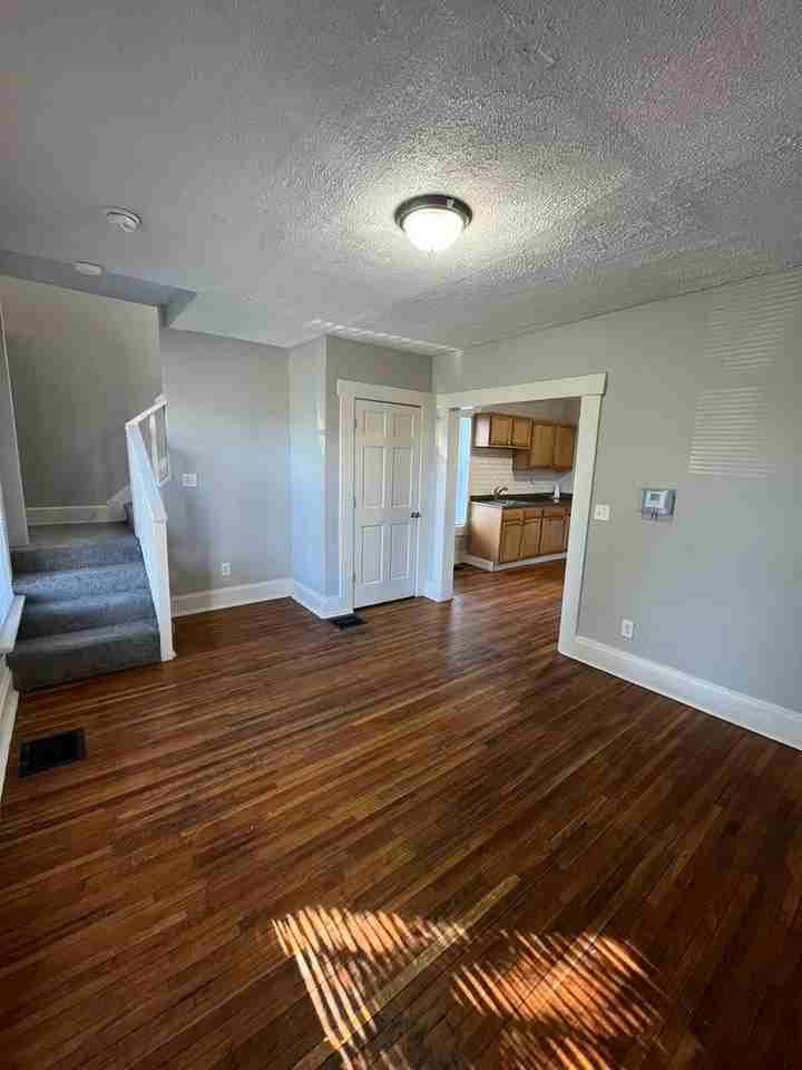 1731 S 5th St - Photo 2 of 22