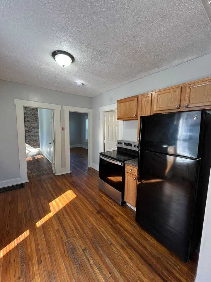 1731 S 5th St - Photo 7 of 22
