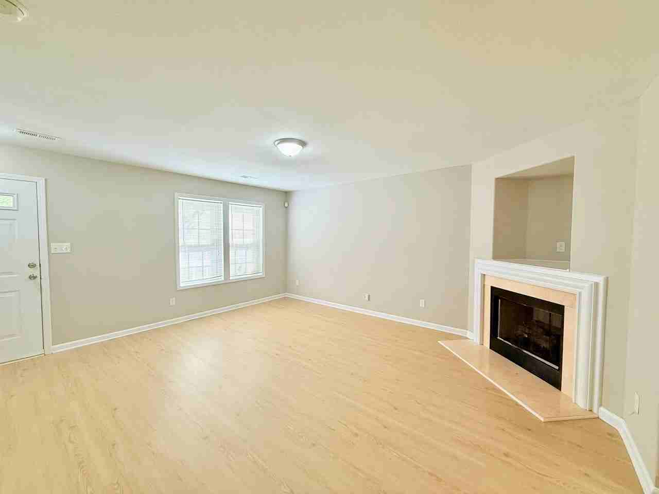 1543 Hollow Maple Dr - Photo 3 of 15