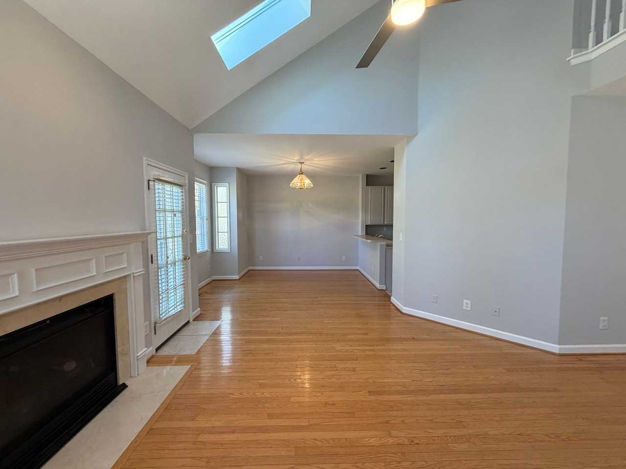2309 Ravenswood Ct - Photo 5 of 42