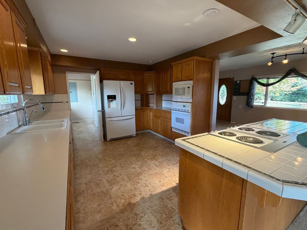 9650 Hoffman Rd - Photo 4 of 22