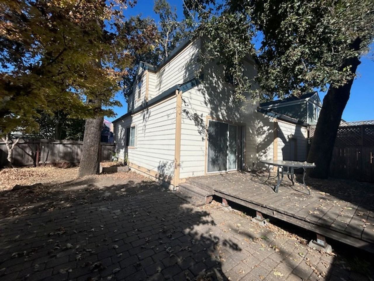 924 Kingwood St - Photo 4 of 10