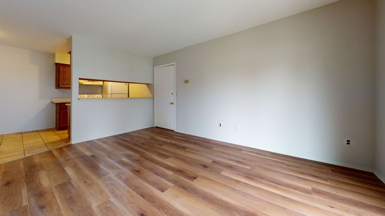 29125 Hayes Rd #15 - Photo 3 of 12