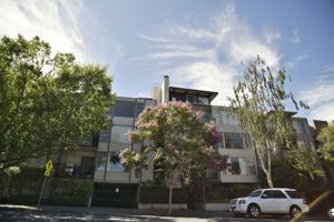 featured image of 5401 Broadway Ter
