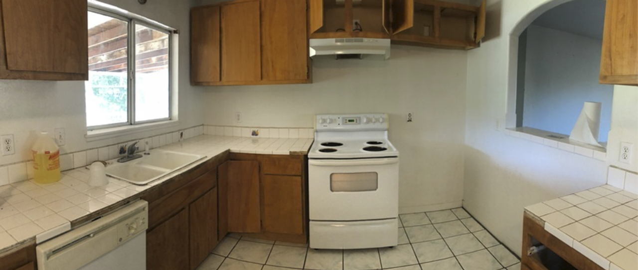 115 Lake St - Photo 3 of 13