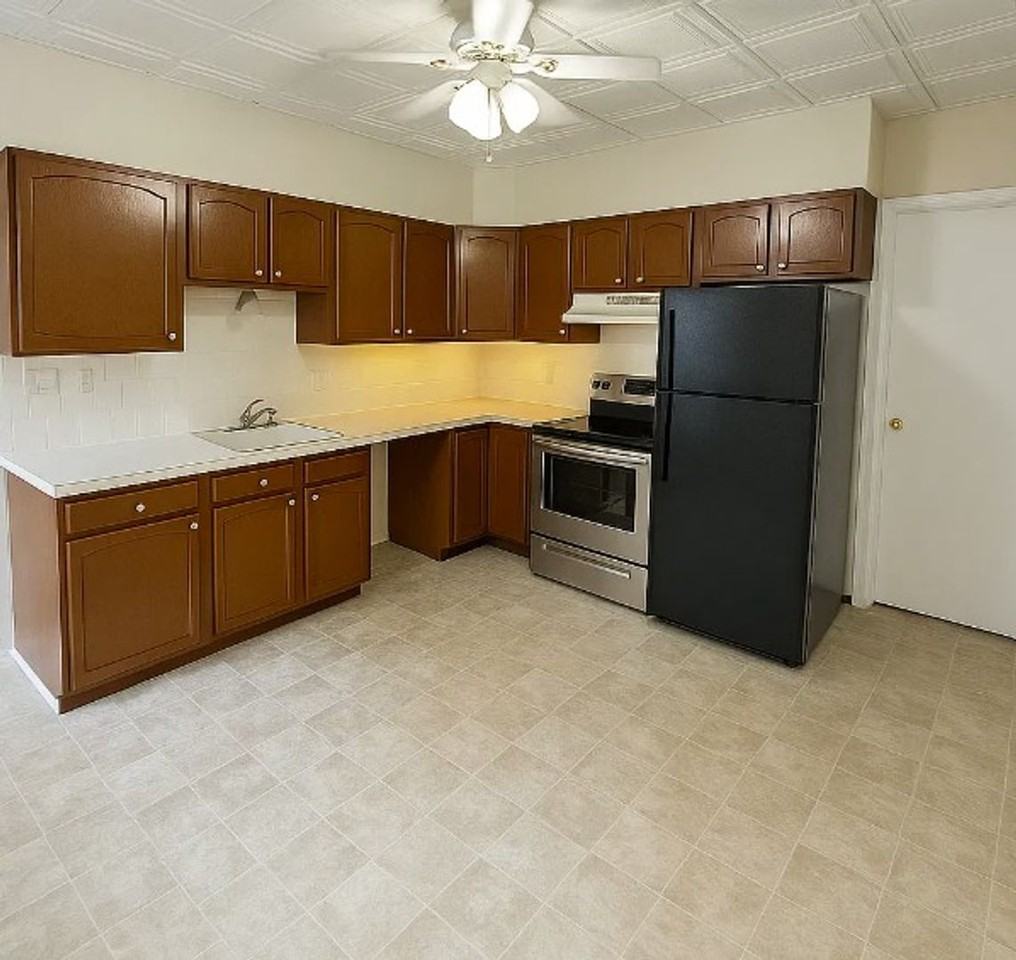 883 Madison Ave - Photo 6 of 7
