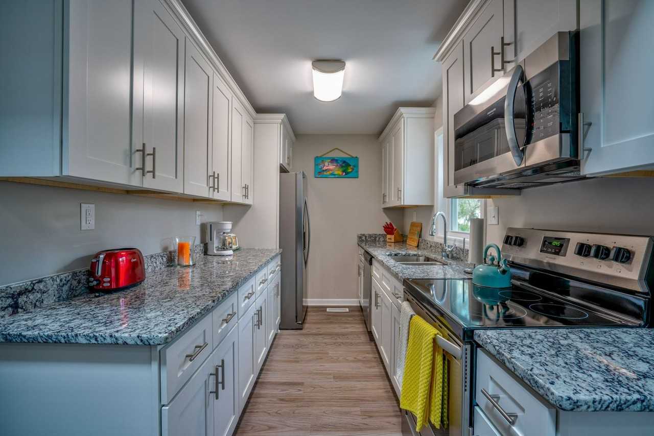 139 Nw 14th St - Photo 6 of 14