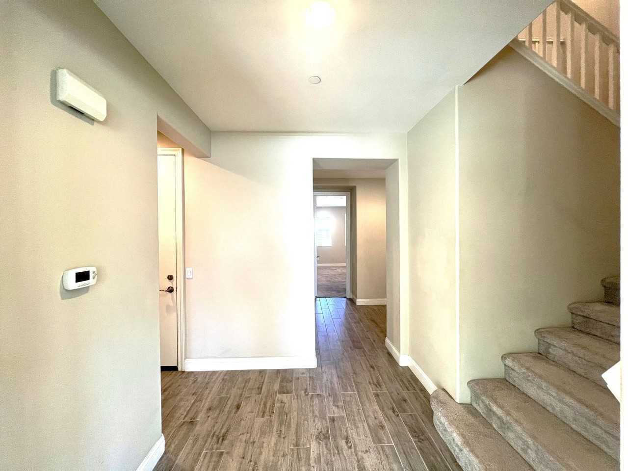 9711 La Vine Ct - Photo 4 of 48