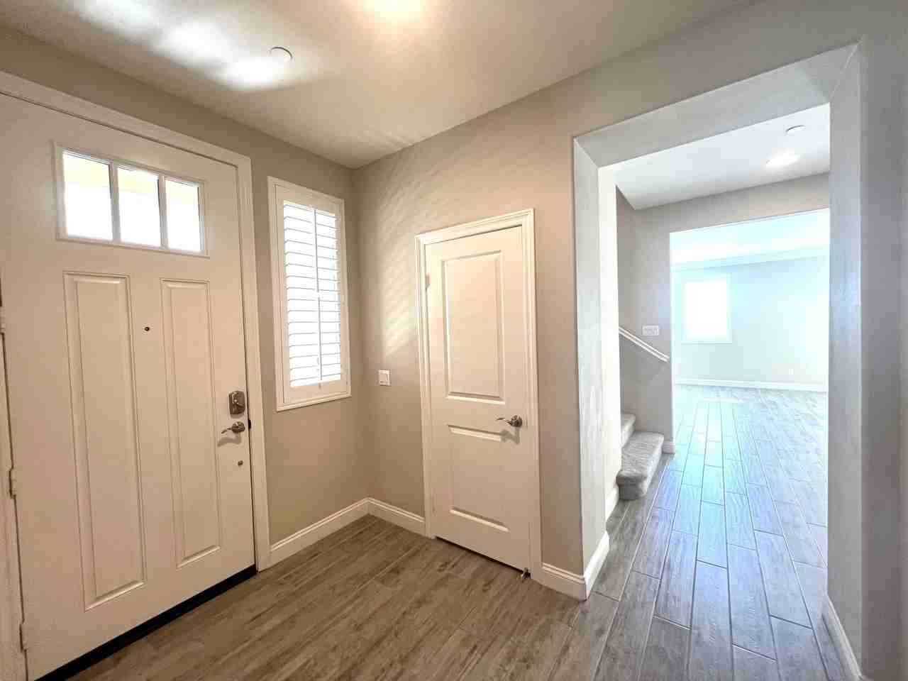 9711 La Vine Ct - Photo 5 of 48