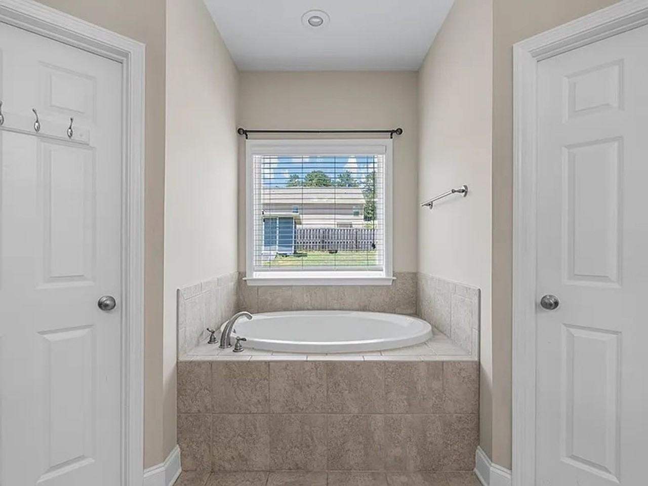 6861 Wren Creek Dr - Photo 6 of 11