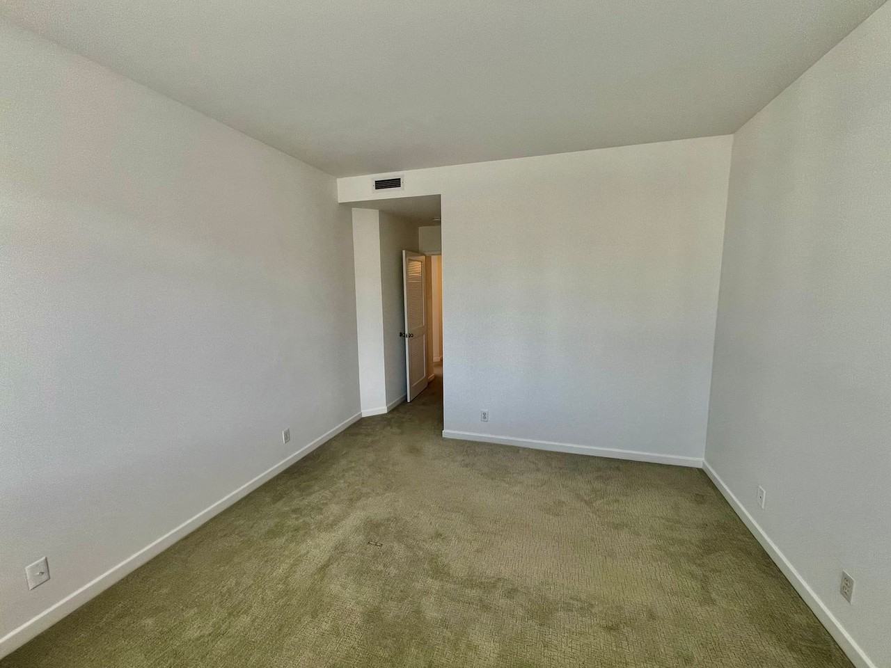 1591 Jackson St #12 - Photo 5 of 9