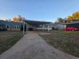 3625 Se 27th St - Photo 1 of 1