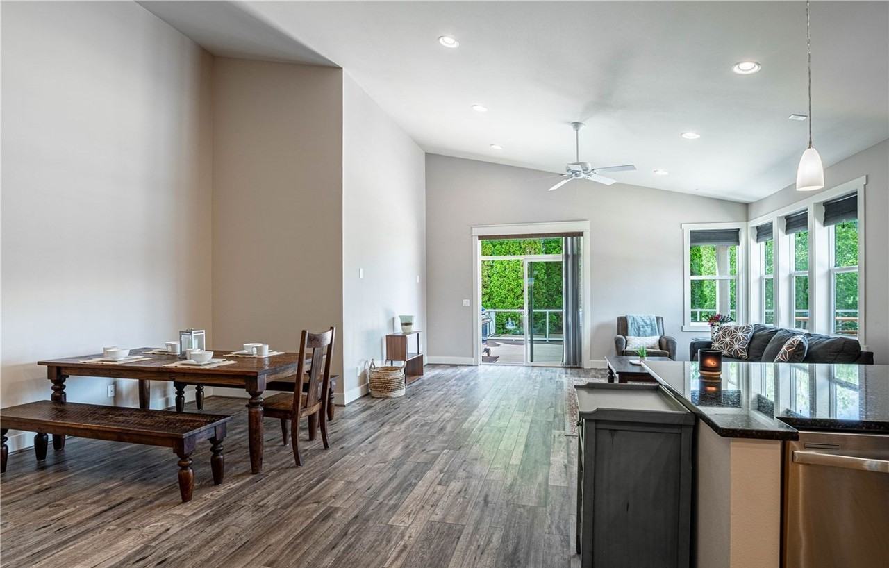 1000 Sunset Ln - Photo 6 of 17