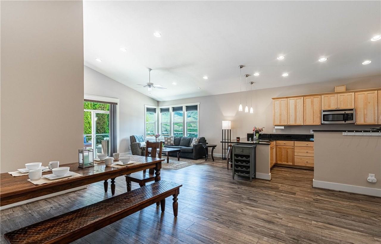 1000 Sunset Ln - Photo 7 of 17
