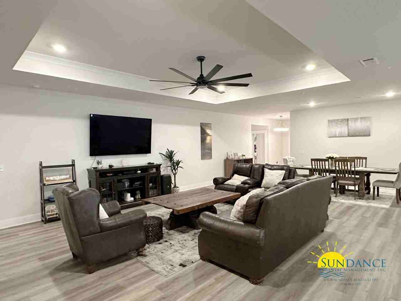 6593 Forest Bay Ave - Photo 3 of 22