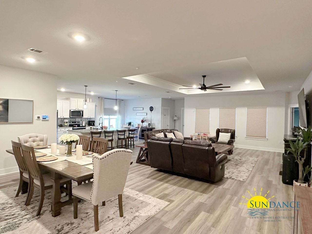 6593 Forest Bay Ave - Photo 4 of 22