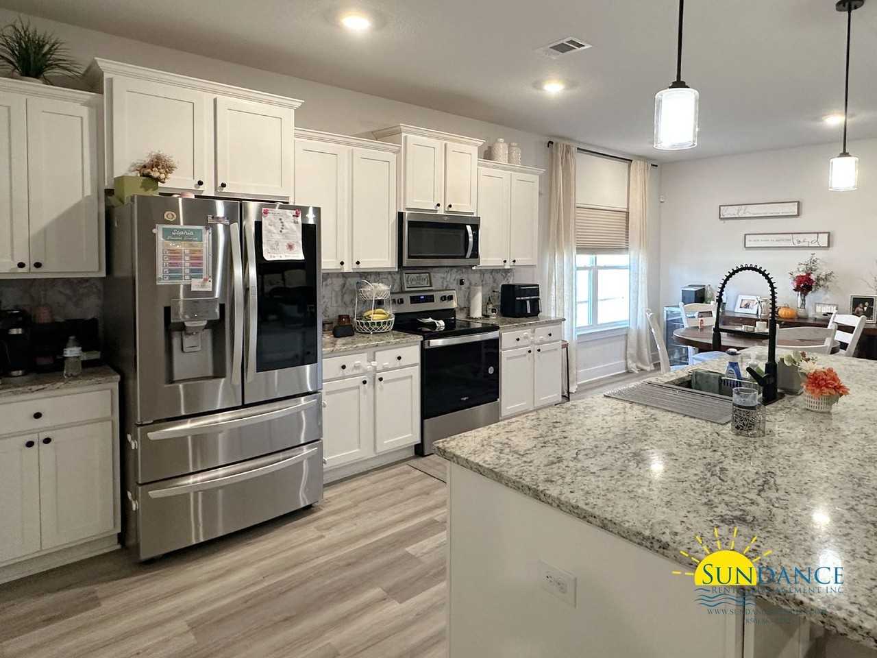 6593 Forest Bay Ave - Photo 5 of 22