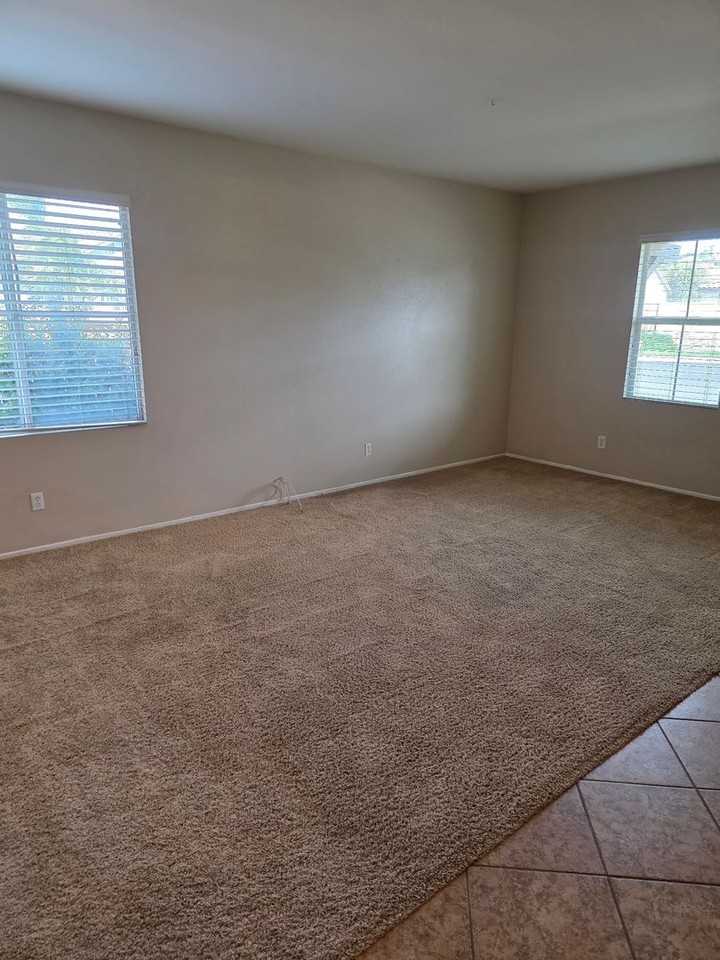 32811 Tiempo Cir - Photo 3 of 18