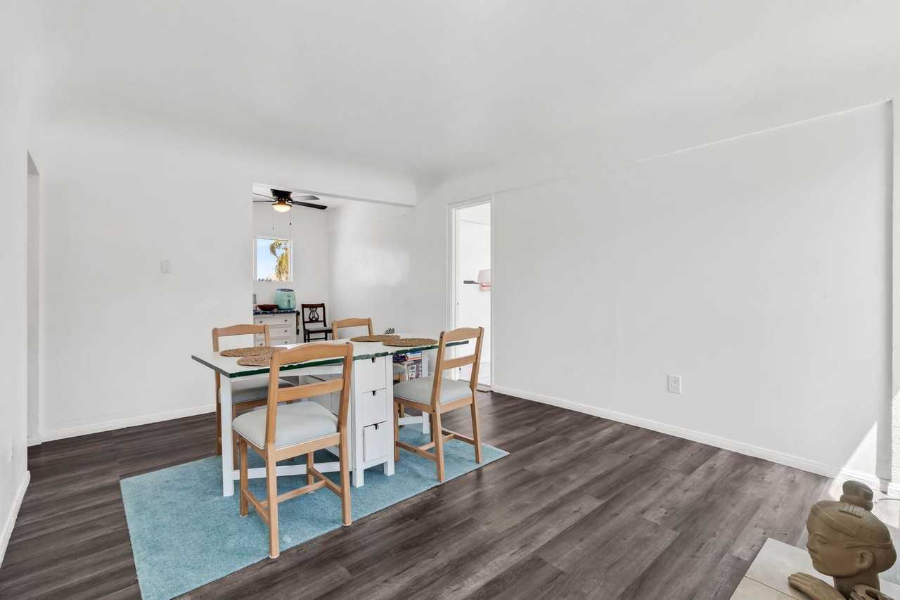 222 Willie James Jones Ave - Photo 3 of 17