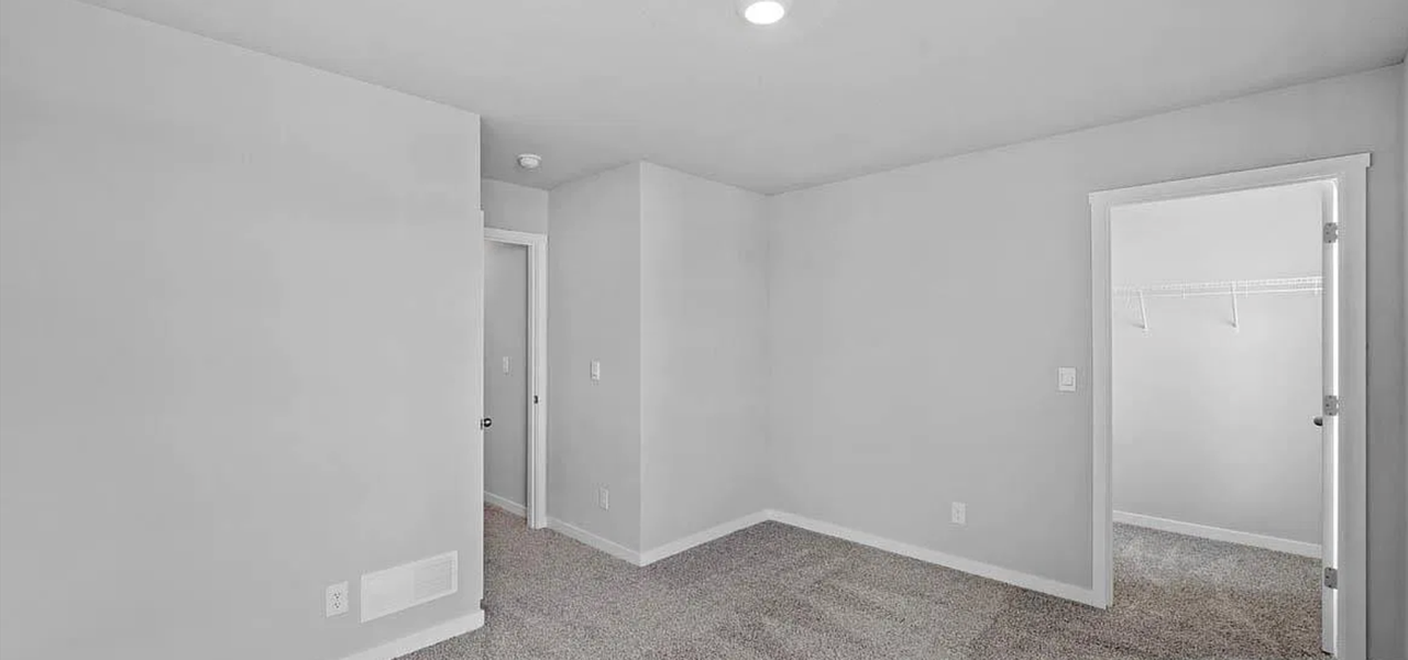 7728 N 95th Ave - Photo 7 of 10