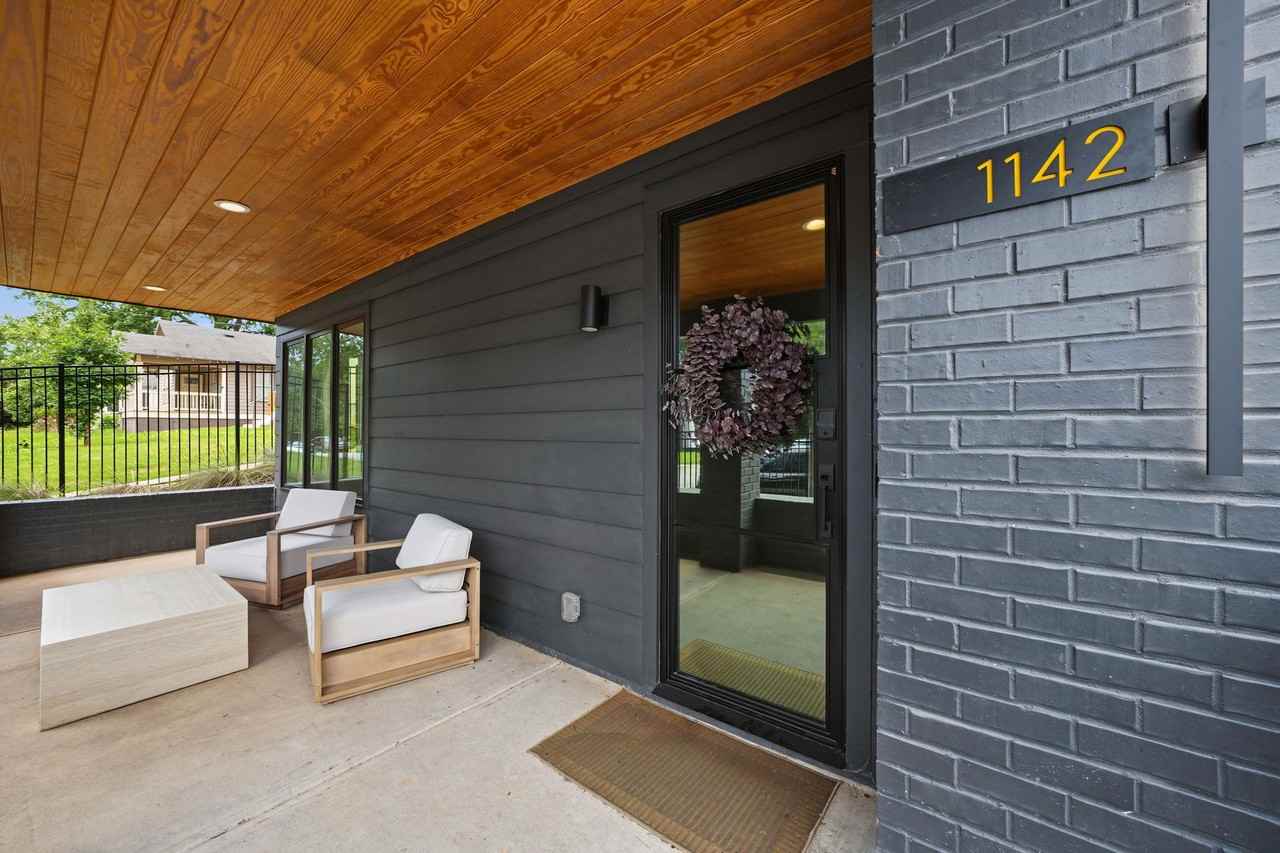 1142 Boulevard Dr Ne - Photo 3 of 35