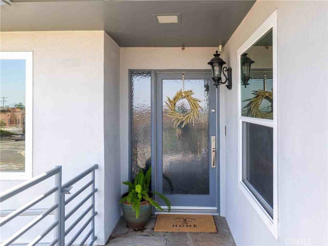 1821 S Patton Ave - Photo 2 of 45