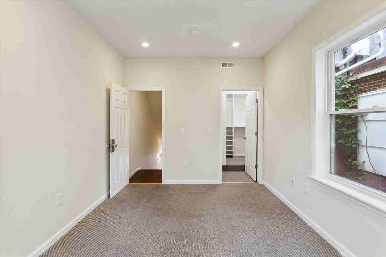1804 W Montgomery Ave - Photo 4 of 13