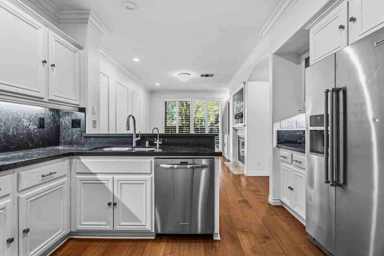 26803 Matisse Ln - Photo 5 of 25
