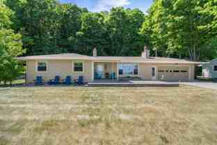 7344 S West Bay Shore Dr - Photo 1 of 1