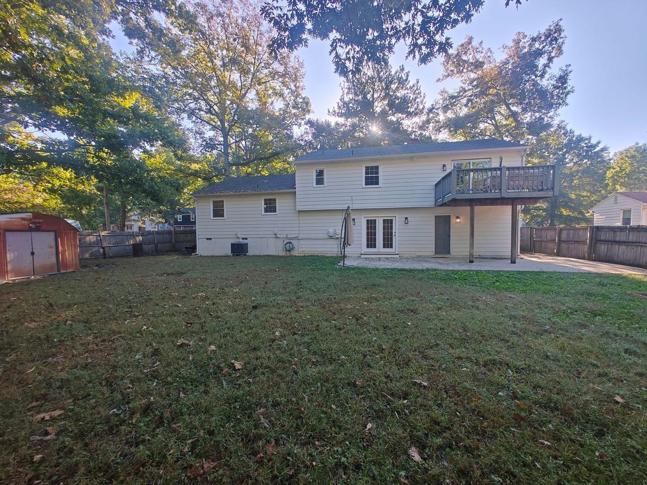 7010 Slate Rd - Photo 2 of 33