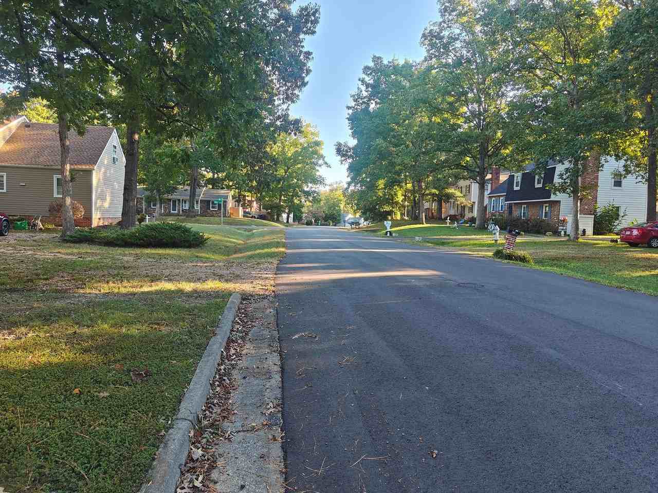 7010 Slate Rd - Photo 3 of 33