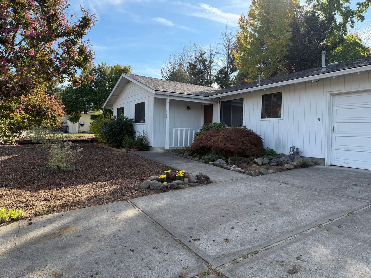 2994 Seckel St - Photo 2 of 28