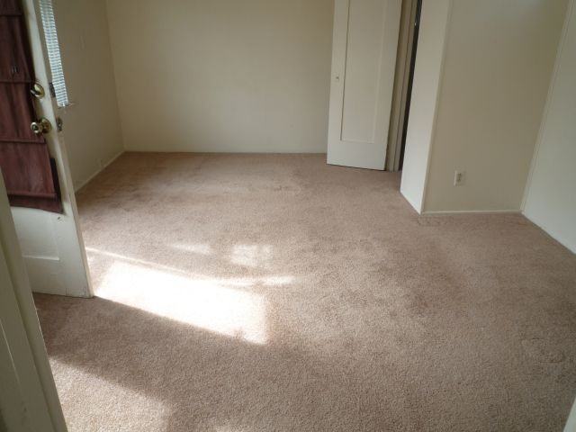 4651 1/2 Florida St - Photo 5 of 5