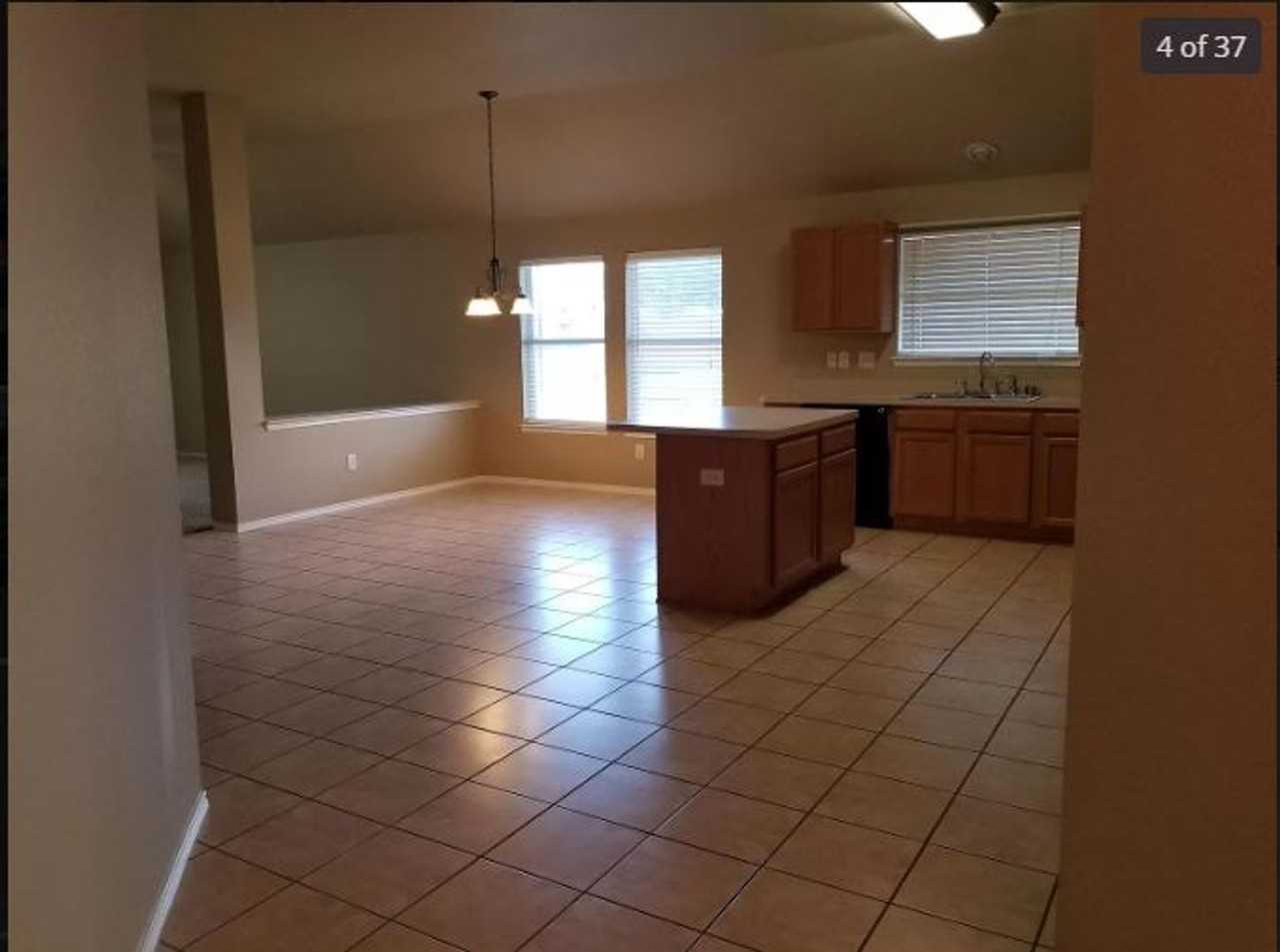 141 Valley Ranch Dr - Photo 2 of 30