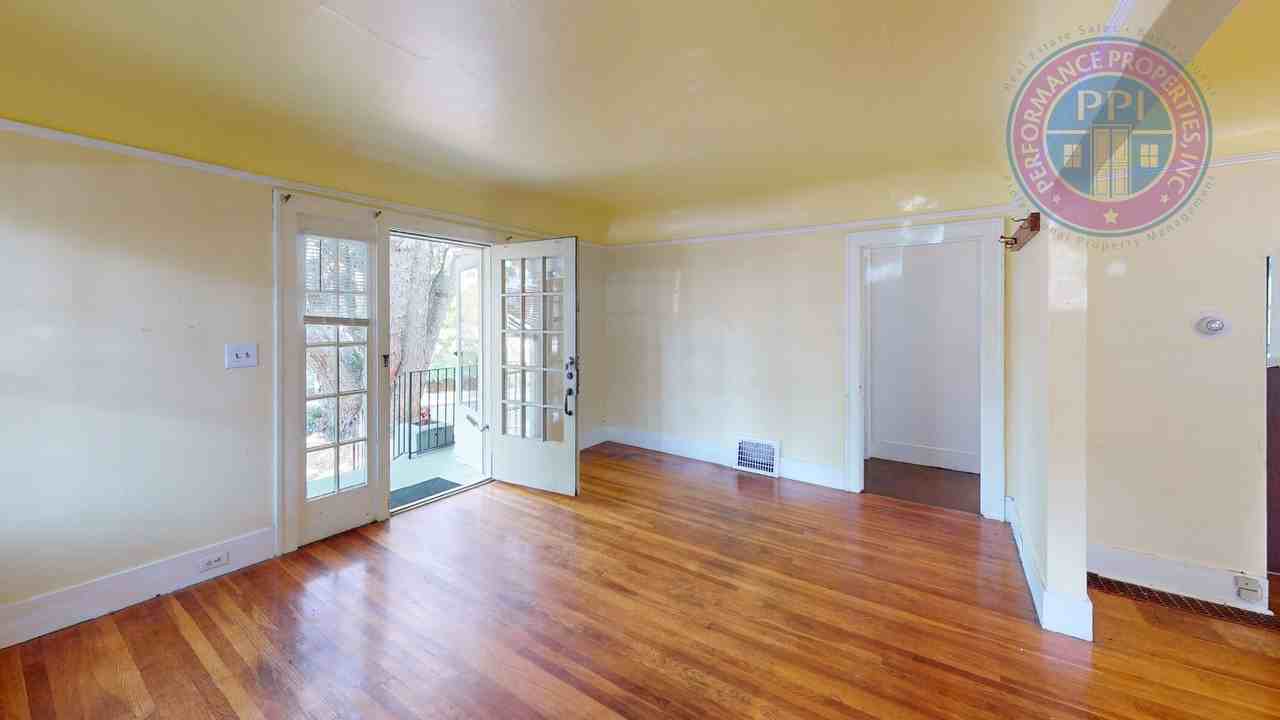 14 Ne 53rd Ave - Photo 3 of 20