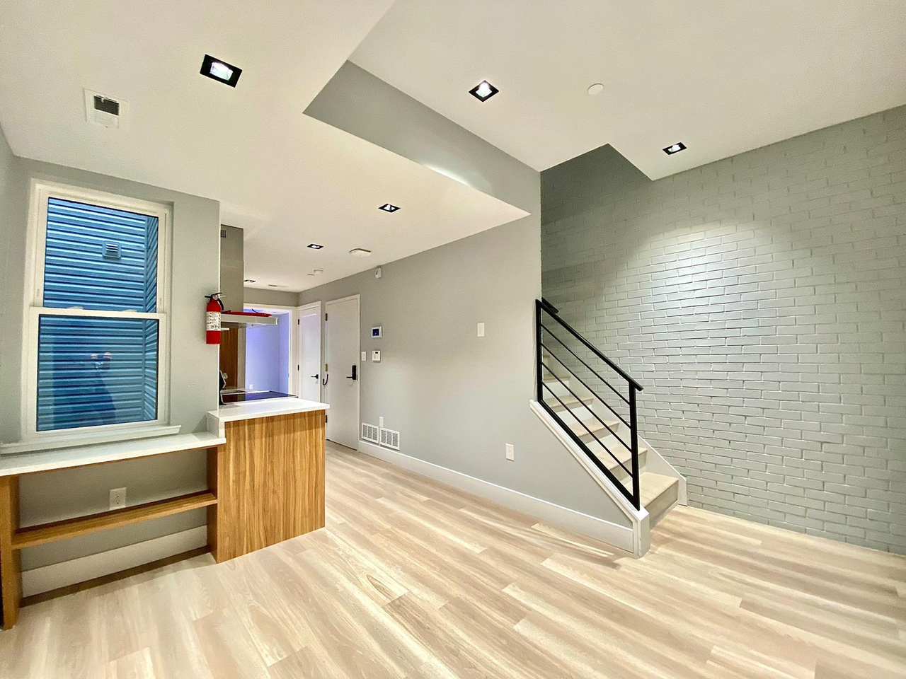 1811 N Willington St - Photo 6 of 28