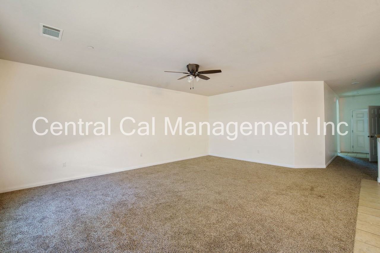 5600 Beacon Ridge Ct - Photo 7 of 24