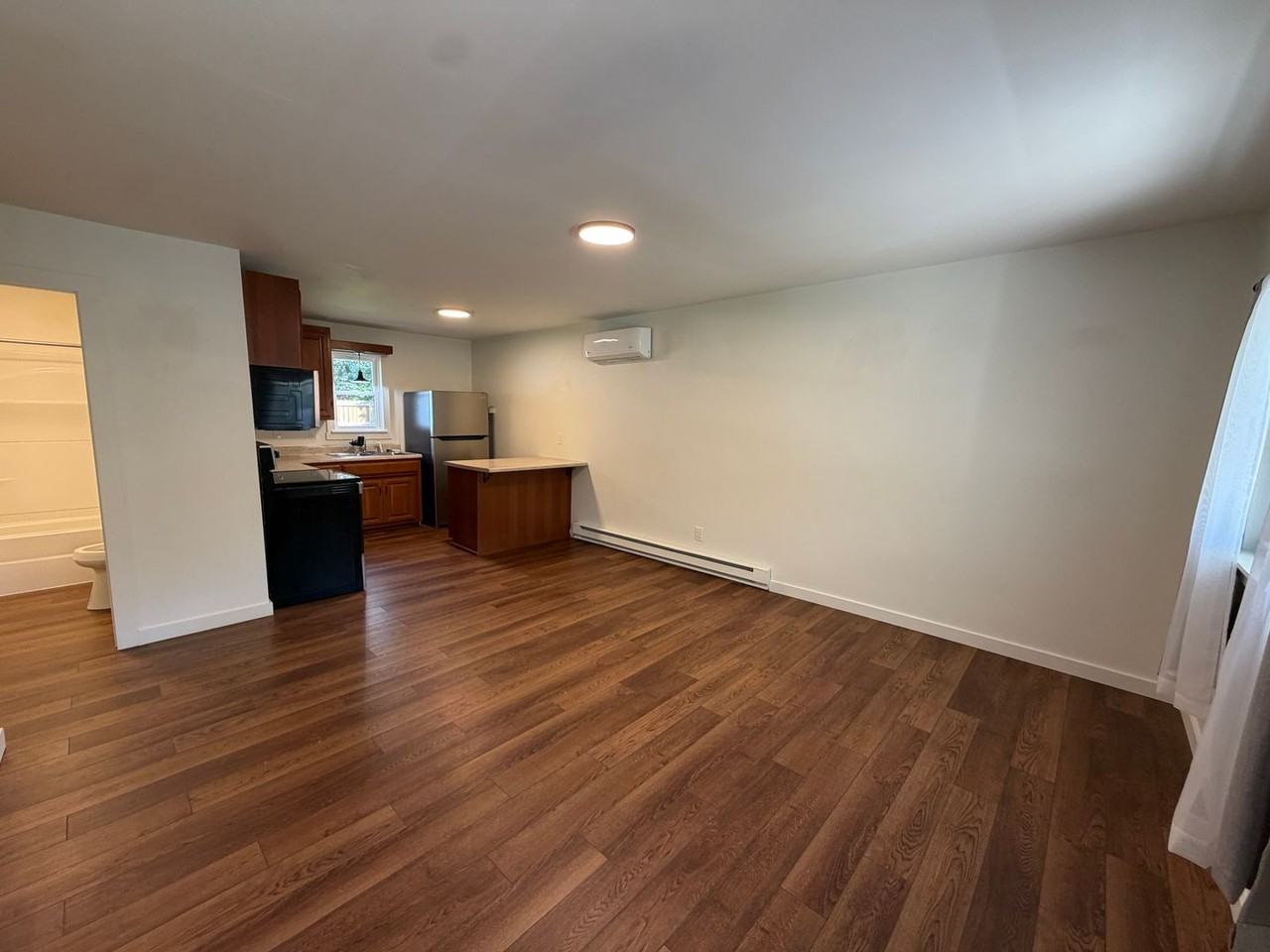 15775 Hallmark Ln - Photo 7 of 17