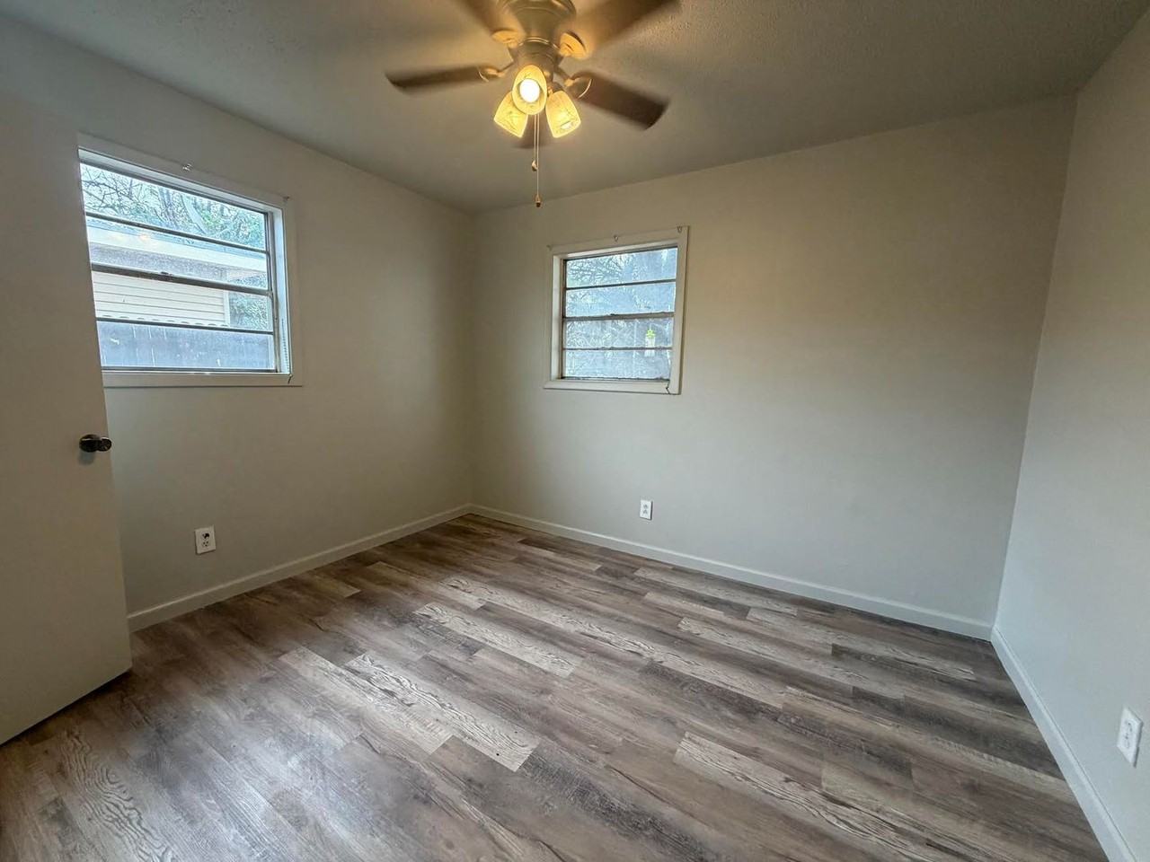 509 Panorama Blvd - Photo 7 of 13