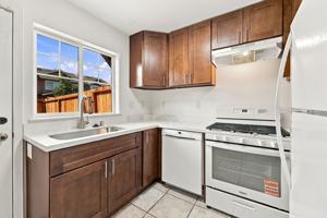 featured image of 2353 Northcoast St